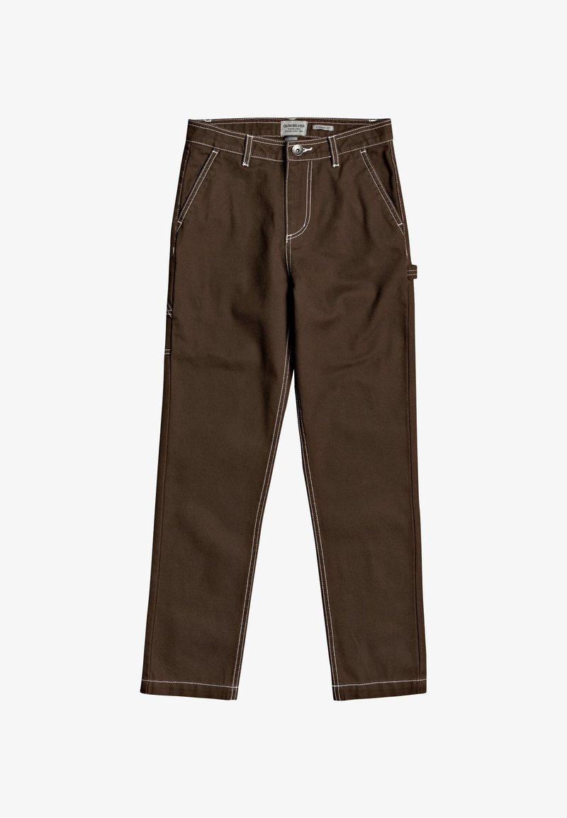 Pantalon droit marron avec surpiqûres blanches, poches avant, passants de ceinture et fermeture par bouton à la taille.