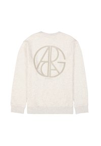 Lichtgrijze sweatshirt met een groot, reliëf rond logo in een donkere tint. Ribgebreide manchetten en zoom benadrukken het getextureerde ontwerp.