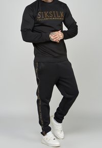 SIKSILK Sudadera - black