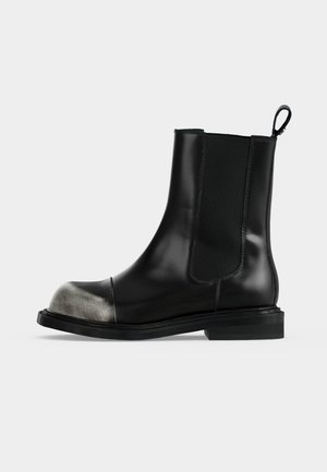 MOSCHINO, SCARPONCINO DONNA - Bottines - bianco/nero