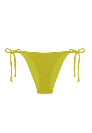 Parte inferiore di bikini gialla con una finitura texture e brillante. Presenta lacci regolabili su entrambi i lati e un taglio a vita bassa.