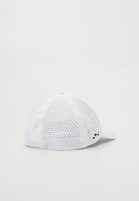 Oakley PERFORMANCE  - Sapka - white