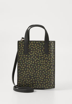 Czarna torebka z wzorem liści w odcieniach zieleni i żółci. Posiada dwa uchwyty oraz odczepiany pasek na ramię. Strukturalny, prostokątny kształt.