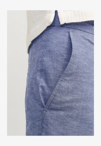 Niet geselecteerd, faded denim