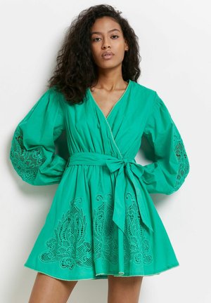 EMBROIDERED - Day dress - green bright