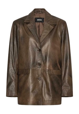 Bruine leren blazer met notch-revers, drie knopen aan de voorkant en klepzakken, aan de binnenzijde van de kraag gelabeld met "ROTATE".