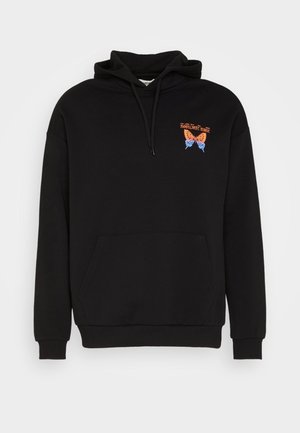 Hoodie noir en tissu mélangé coton, avec une poche avant, capuche à cordon et broderie de papillon orange/bleu sur la poitrine.