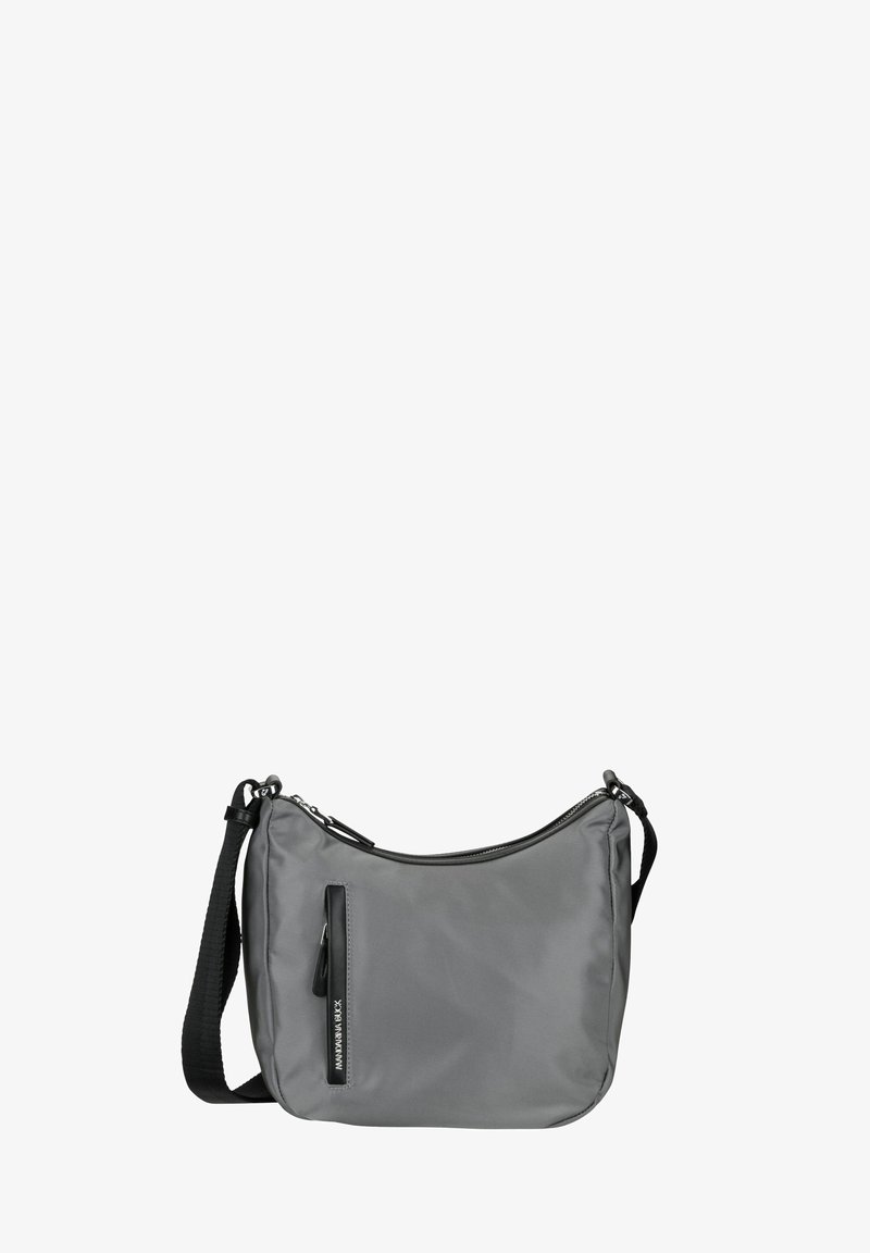 Borsa a spalla in nylon grigio con forma curva, tracolla nera regolabile, chiusura con zip e tasca frontale con un'accattivante zip.