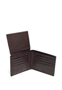 Un portefeuille en cuir marron avec plusieurs emplacements pour cartes, une doublure intérieure texturée et un extérieur lisse. Ouvert pour montrer les compartiments et le design.