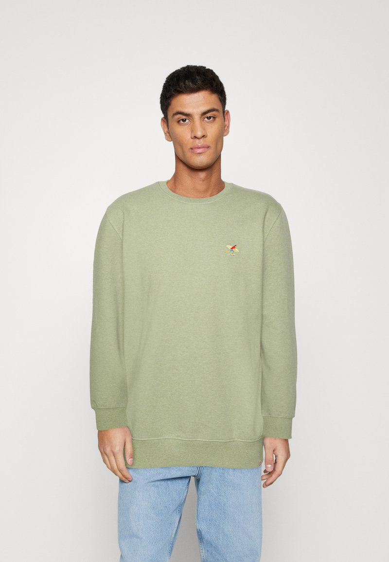 REVOLUTION REGULAR FIT CREWNECK WITH A SMALL EMBROIDERY - Sweatshirt - lightgreen
