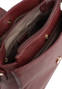 Hexagona LUNA - Handtas - violet prune