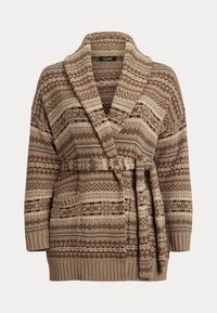 Hnědý pletený cardigan se vzorovanými pruhy. Obsahuje šálový límec, zavazovací pásek a boční kapsy. Měkká textura s žebrovanými manžetami a lemem.