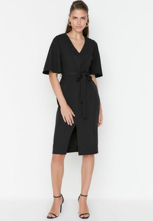 Shift dress - black