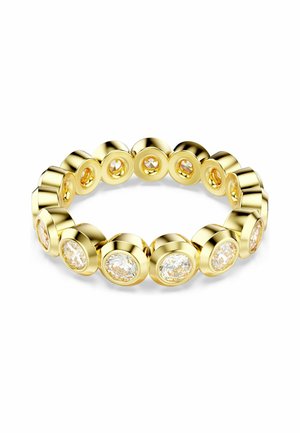 Goldener Ring mit runden Gliedern und klaren, facettierten Steinen, die in runden Öffnungen eingefasst sind. Glatte Oberfläche mit glänzendem Finish.