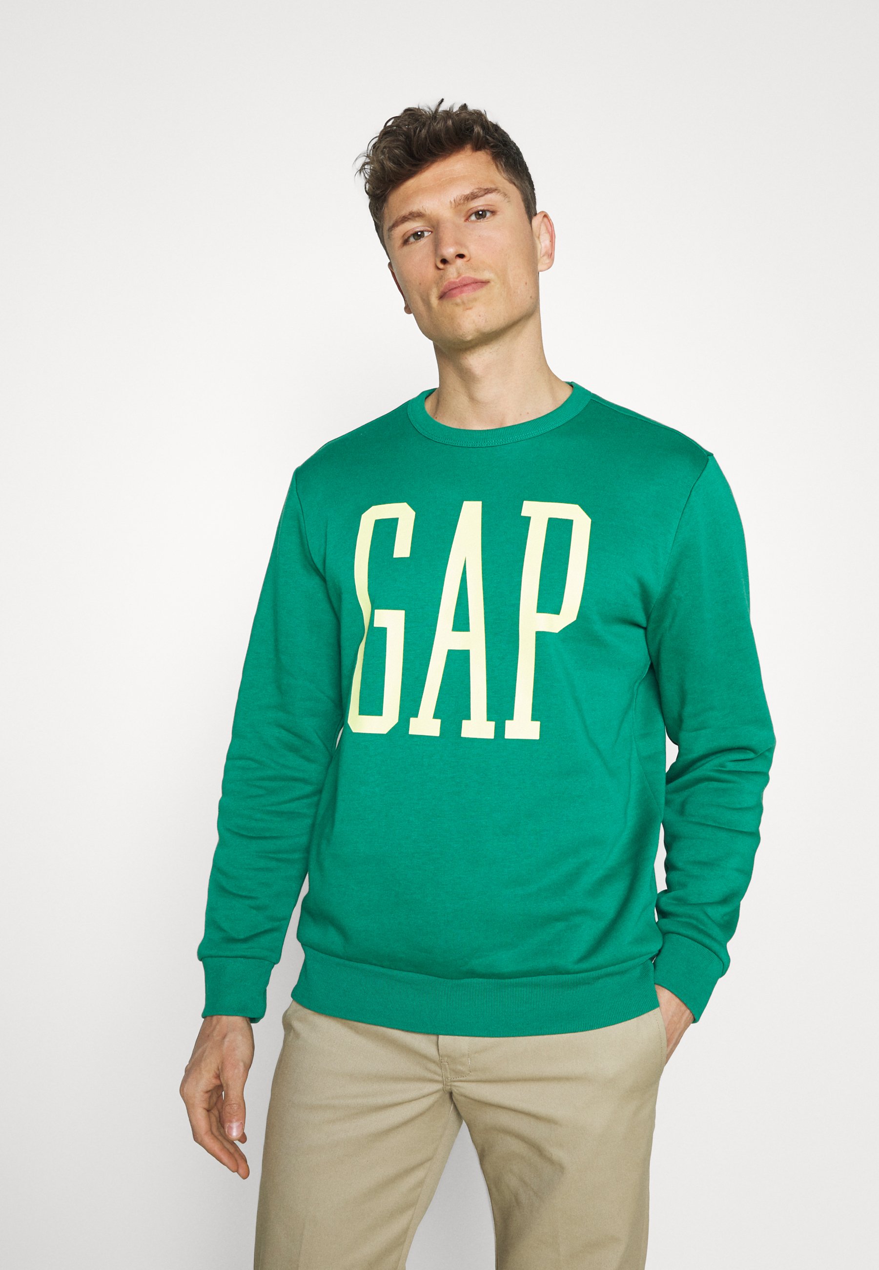 gap logo jumper