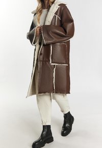 DreiMaster Cappotto classico - brown