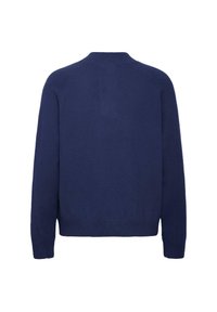 Tums zils džemperis ar garām piedurknēm, ar ribotu apkakli, aprocēm un apakšmalu, attēlots no aizmugures uz baltas fona.