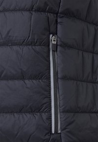 Even&Odd active Vesta - black