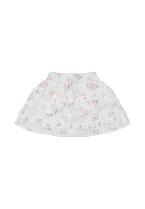 Minifalda blanca de capas con estampado floral rosa y cintura elástica, con volantes en capas y una textura de tela ligera.