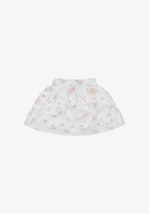 Minifalda blanca de capas con estampado floral rosa y cintura elástica, con volantes en capas y una textura de tela ligera.