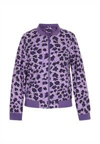 Jachetă bomber purpurie cu un model de leopard în negru și purpuriu. Guler și manșete ribbate cu închidere prin fermoar. Textură moale.