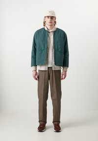 Pompeii PADDED JACKET - Jachetă subțire - emerald