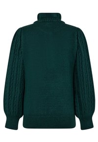 Pull tricoté vert foncé avec manches bouffantes torsadées et col, poignets et ourlet côtelés.