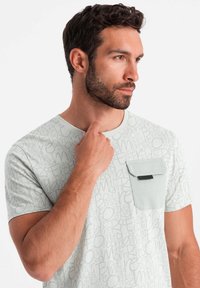 Ombre T-shirt imprimé - white light mint