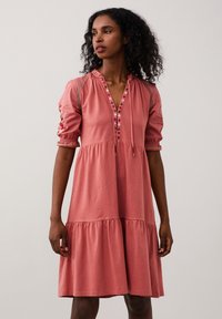 Odd Molly FINLEY - Dnevna obleka - vintage pink