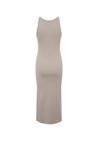Abito midi senza maniche beige, silhouette aderente, texture liscia, scollatura rotonda e tessuto leggermente elastico. Nessun motivo o hardware visibile.