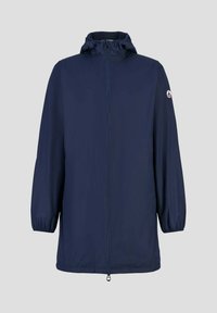 Marineblauw waterdicht jack met ritssluiting aan de voorkant, elastische manchetten en een verstelbare capuchon. Gladde textuur met logodetail op de mouw.