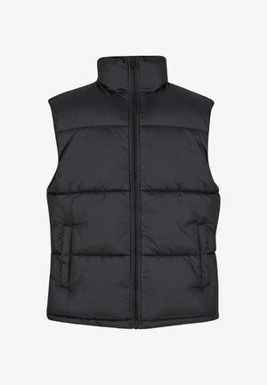 Czarna, pikowana kamizelka bez rękawów z wysokim kołnierzem, zamkiem błyskawicznym z przodu i bocznymi kieszeniami, o gładkiej fakturze.