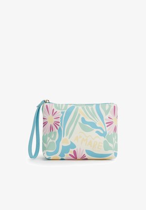 Piccola pochette rettangolare da polso con cinturino blu, motivo floreale in rosa pastello, verde, blu e giallo e testo "A'MARE" sul davanti.