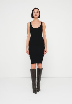 DRESS - Robe en jersey - black