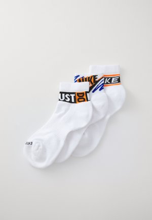 ANKLE UNISEX 3 PACK - Chaussettes de sport - white/black