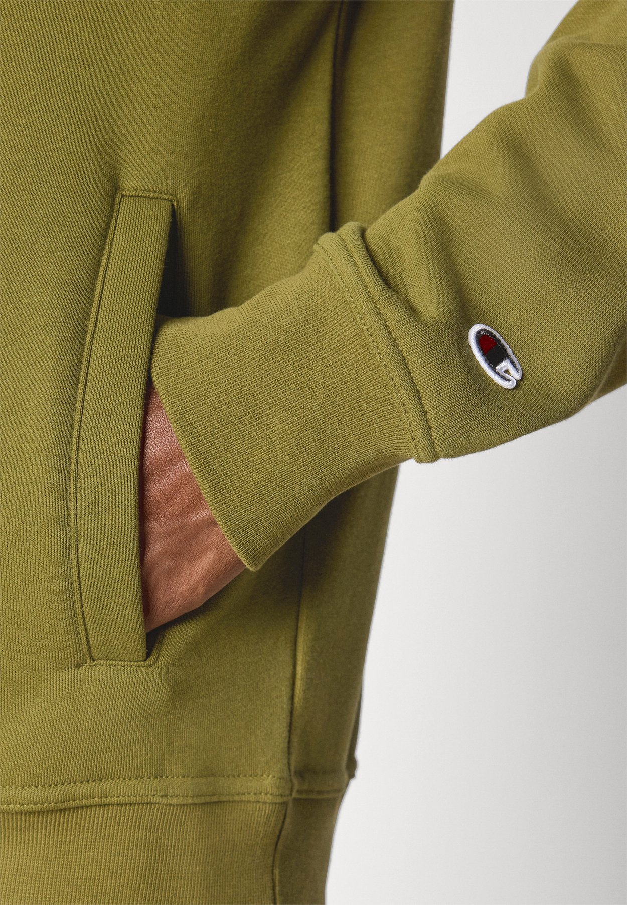ICONS TONAL HALF ZIP SMALL LOGO
