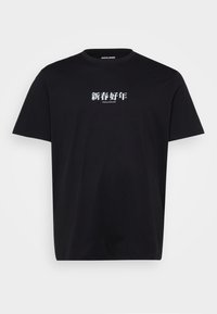 JORSNAKE TEE CREW NECK - Printtipaita - black