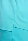 STRIDE TOP - Sport T-shirt - dusty cactus