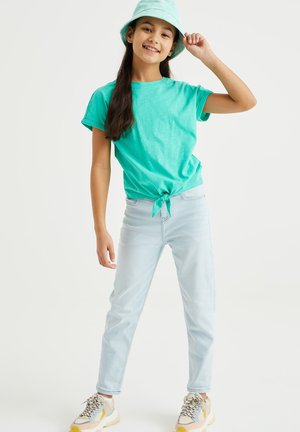 WE Fashion, KNOOPDETAIL - Print T-shirt - T-shirts print - green