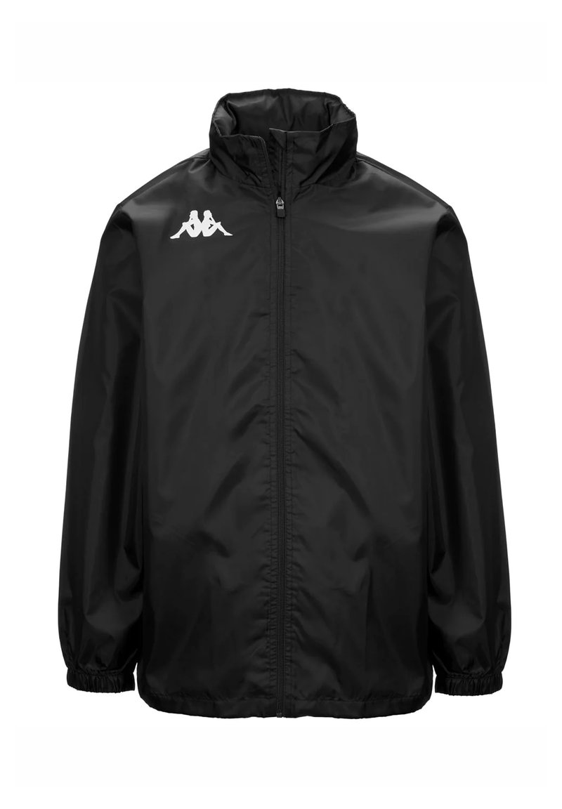 Veste légère noire avec fermeture éclair, col haut, poignets élastiques et logo Kappa sur la poitrine gauche. Texture de tissu lisse.