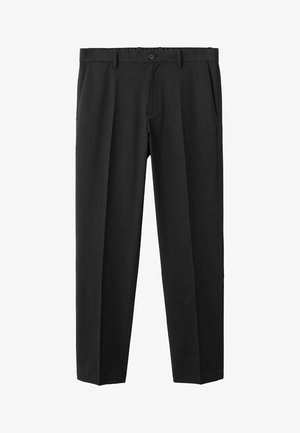 Czarne spodnie o dopasowanym kroju, z plisowaniem z przodu, szlufkami na pasek oraz zapięciem na guzik. Wykonane z gładkiej tkaniny, o prostych nogawkach.