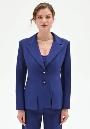 MONOPETTO CON SPACCHI - Blazer - blu indaco