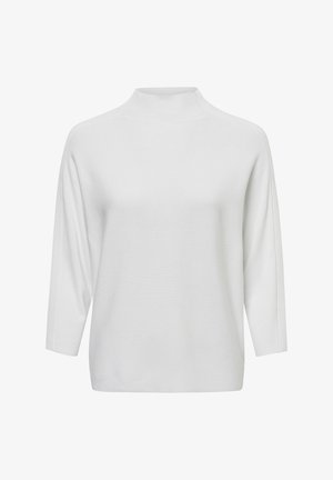 Weißer Strickpullover mit hohem Kragen, überschnittenen Schultern und Dreiviertelärmeln. Rippstruktur und seitliche Details verleihen subtile Designelemente.