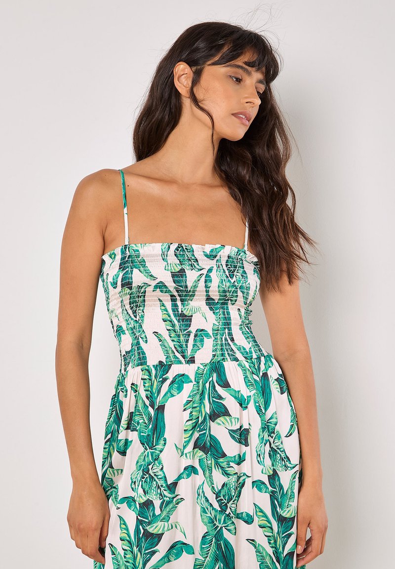 Apricot Maxi dress - stone/green - Zalando