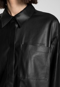 Calvin Klein Jeans Giacca in similpelle - black