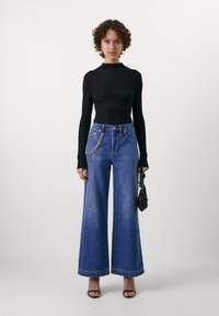 GAP GAP X CULT GAIA SHEER MCKNCK TOP - Stickad tröja - black