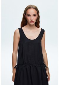 adL SLEEVELESS MIDI WITH POCKET - Vapaa-ajan mekko - black