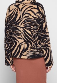 Monki Fleecetrøjer - beige