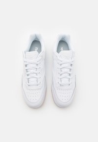 Reebok Classic BB 4000 II UNISEX - Sneakers basse - footwear white/pure grey