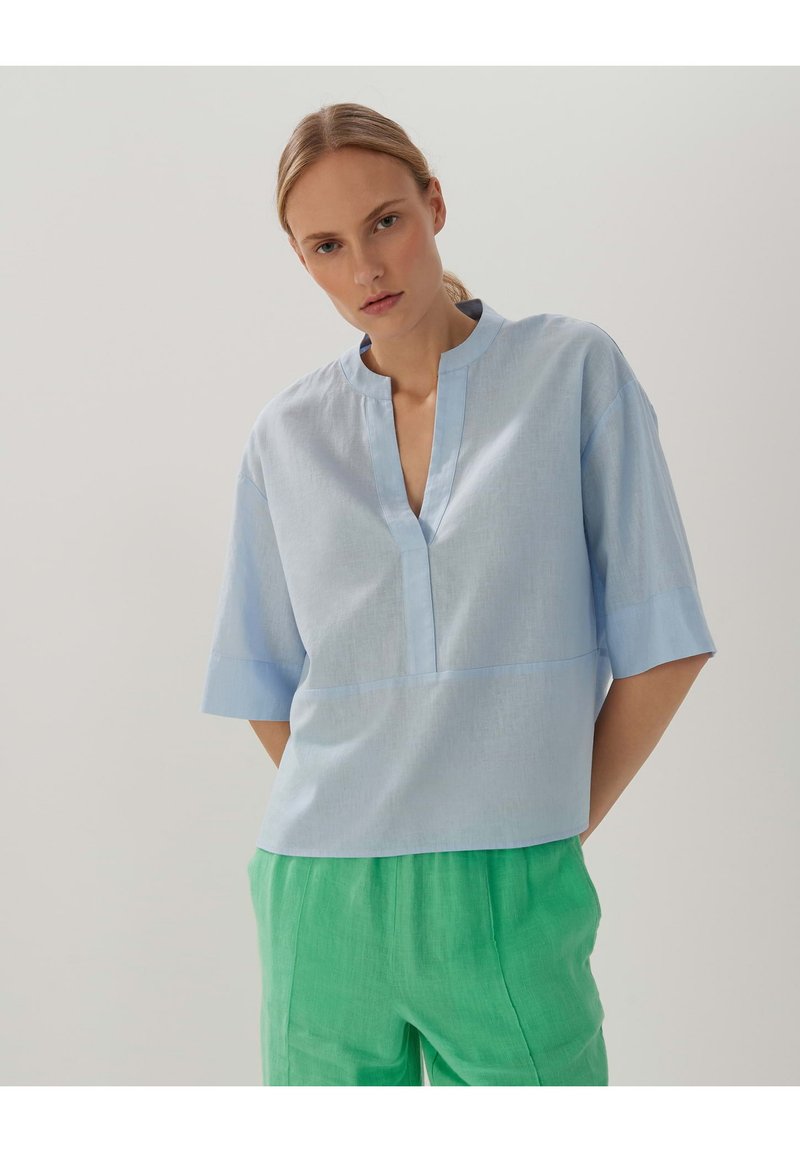 someday. Blouse lichtblauw